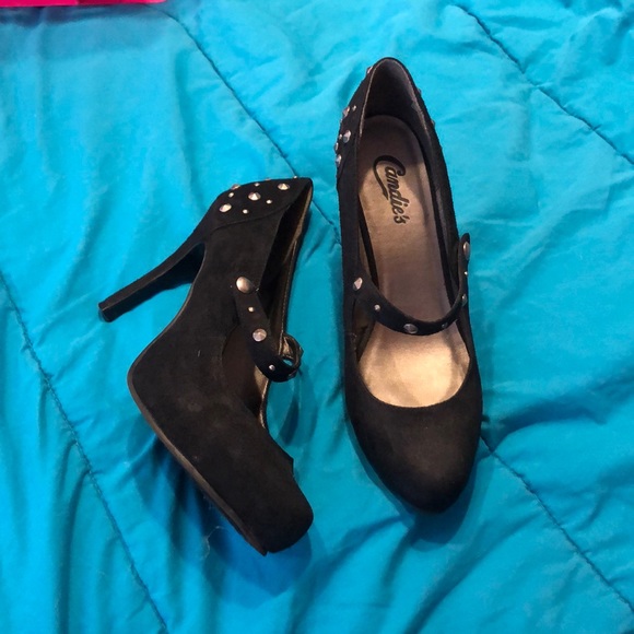 Candie's Shoes - Black high-heeled shoes